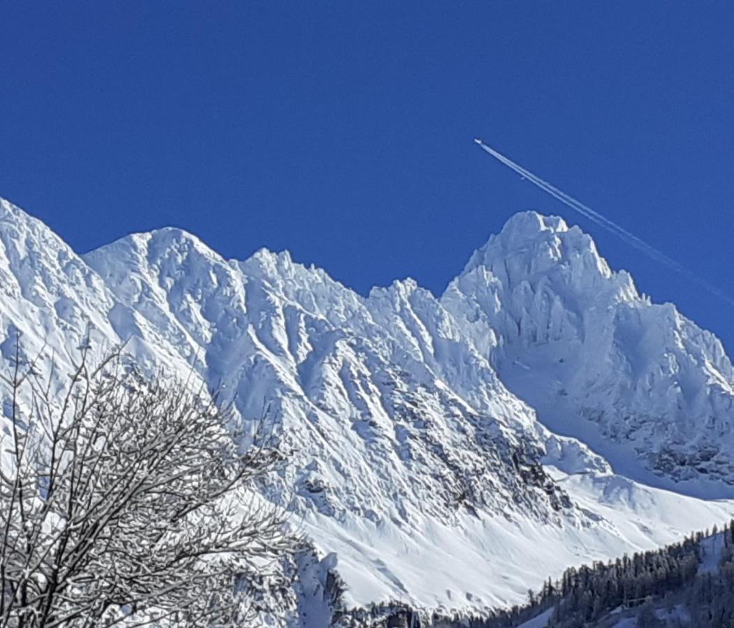 Chalets Pyrene Mont-Blanc Chamonix Extérieur photo