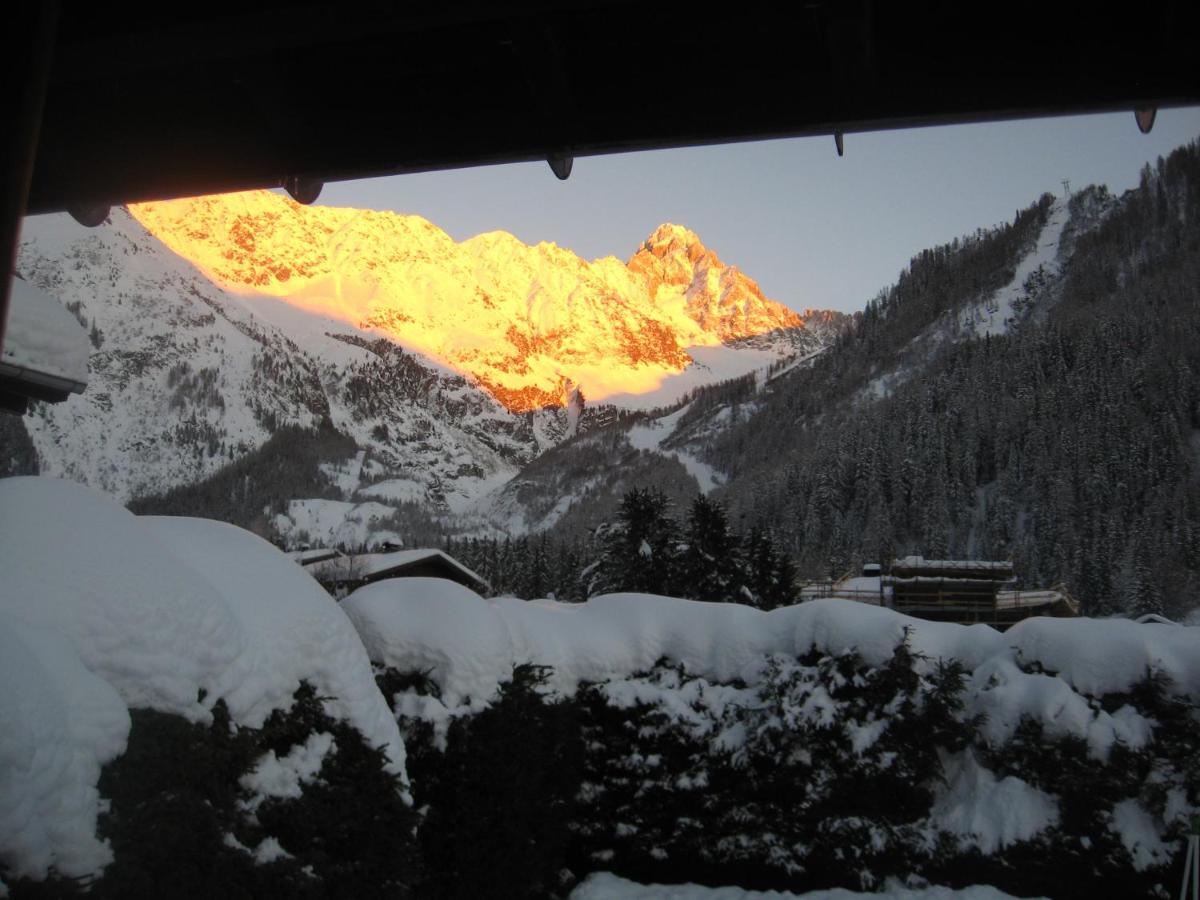 Chalets Pyrene Mont-Blanc Chamonix Extérieur photo